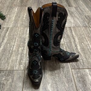 Embroidered Black and Gray Heeled Boots